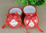 Latas de empaquetado rojas redondas de la caja de cartón de la cinta que empaquetan para casarse el empaquetado del caramelo