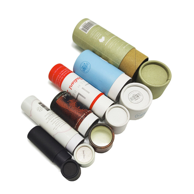 Latas amistosas del papel de Eco Kraft que empaquetan los tubos biodegradables del protector labial